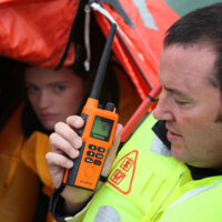 McMurdo R5 GMDSS VHF Handheld Radio - Imagen 3